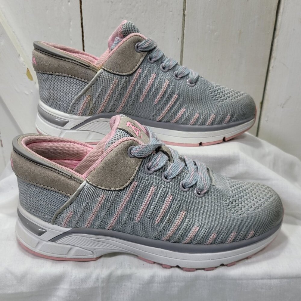 Zeba Hands Free Slip On Sneakers Shoes Women 7 Rose Gray Pink Slip Resist